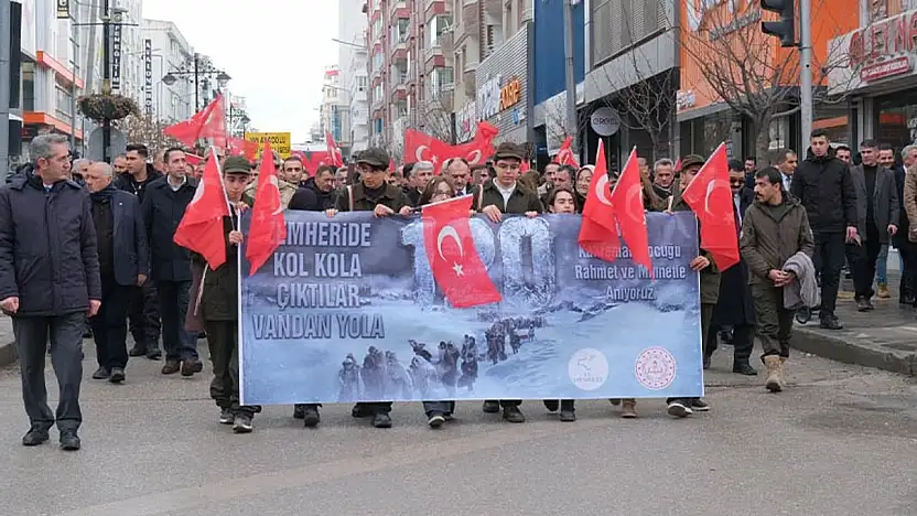 Van'da 120 kahraman çocuk anıldı