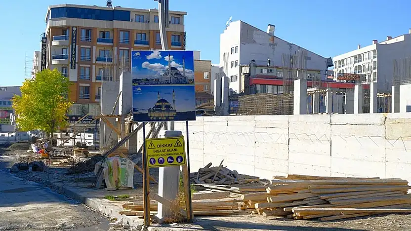 Van'ın simge yapısı yeniden yükseliyor! Yıl sonuna kadar kaba inşaatı tamamlanacak