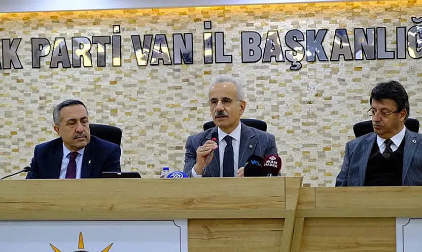 Bakan Uraloğlu'ndan Van temasları… Van çok daha iyi yerlere gelecek