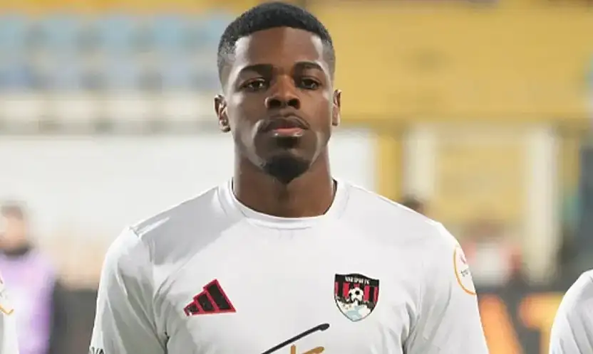 Beşiktaş, Vanspor'un golcüsü Ivan Cedric'e kanca attı