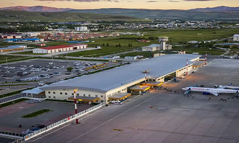 Van 1 yıllık süreçte yarım milyon yolcu kaybetti!