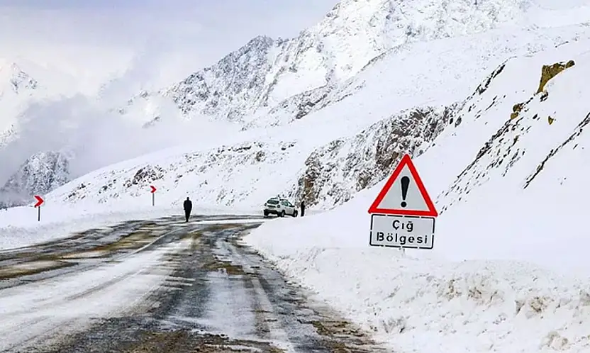 Van'a çifte uyarı: Hem çığ hem dondurucu soğuklar bekleniyor