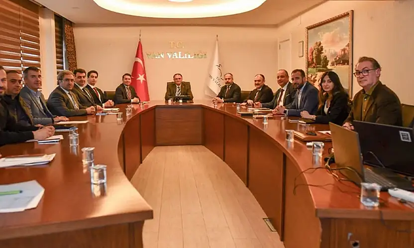 Van'da eğitim yatırımları değerlendirildi