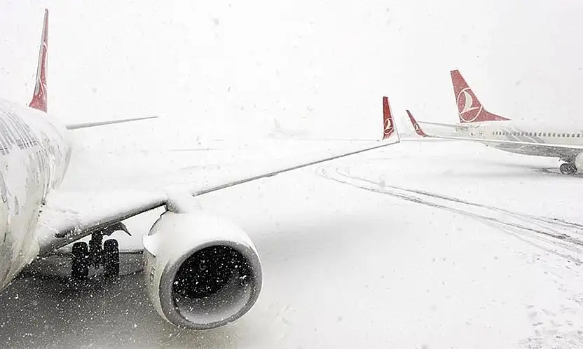 Van'da uçak seferleri iptal edildi!