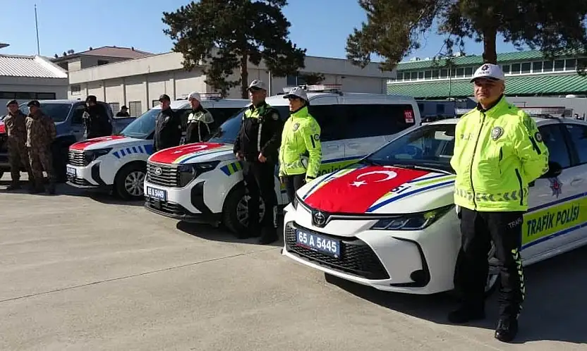 Van emniyetine yeni araçlar teslim edildi