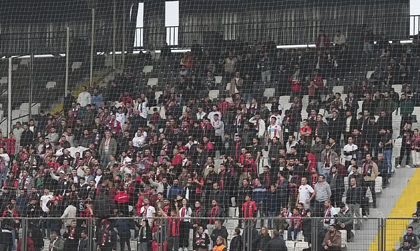Vanspor biletleri anında tükendi! Taraftarlar takımını yalnız bırakmıyor
