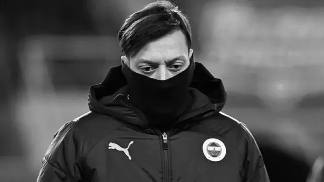 Mesut Özil Fenerbahçe'den ayrıldı mı! İşte görüştüğü Süper Lig ekibi...