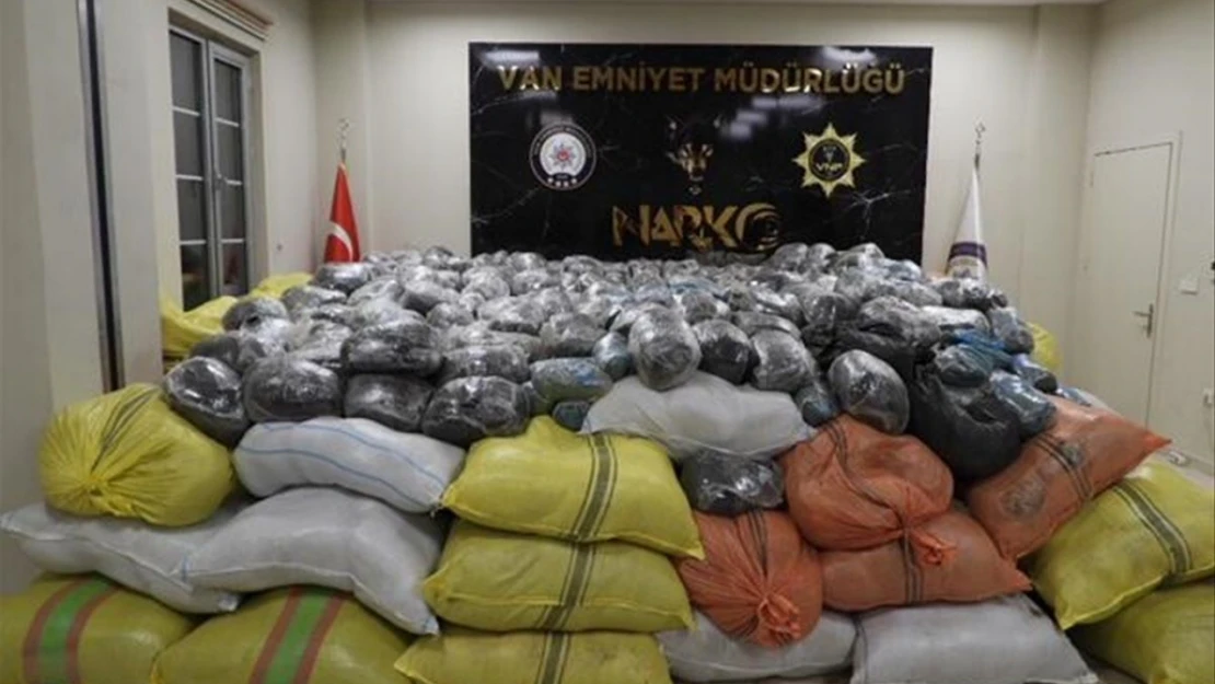 Van'da 4 Ton 600 Kilogram Esrar Ele Geçirildi