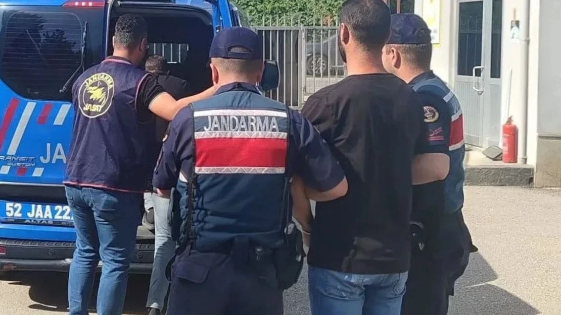 Van'da 5 kişi tutuklandı