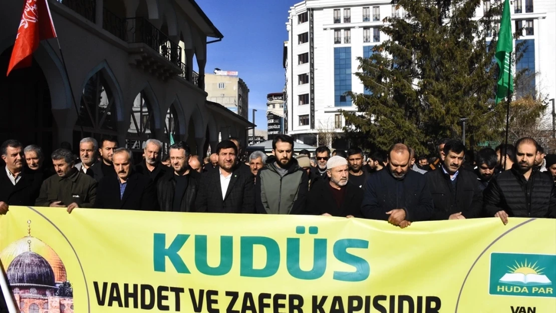 Van'da İsrail'in Gazze saldırılarına tepki!