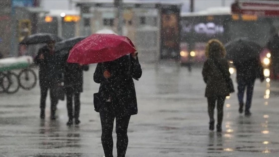 Vanlılar dikkat! Meteoroloji saat ve tarih verdi: Sağanak yağış geliyor!