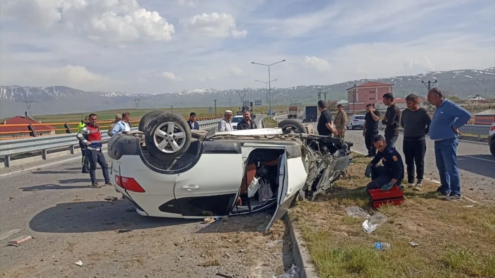 Van'da trafik kazası: 5 kişi yaralandı