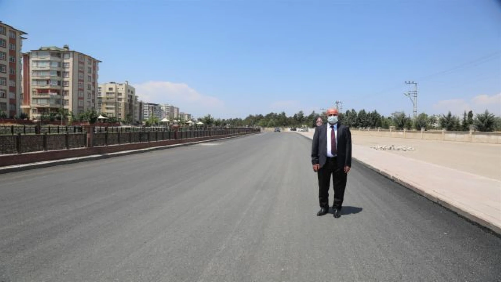 Başkan Akman'dan Büyükşehir'e asfalt teşekkürü