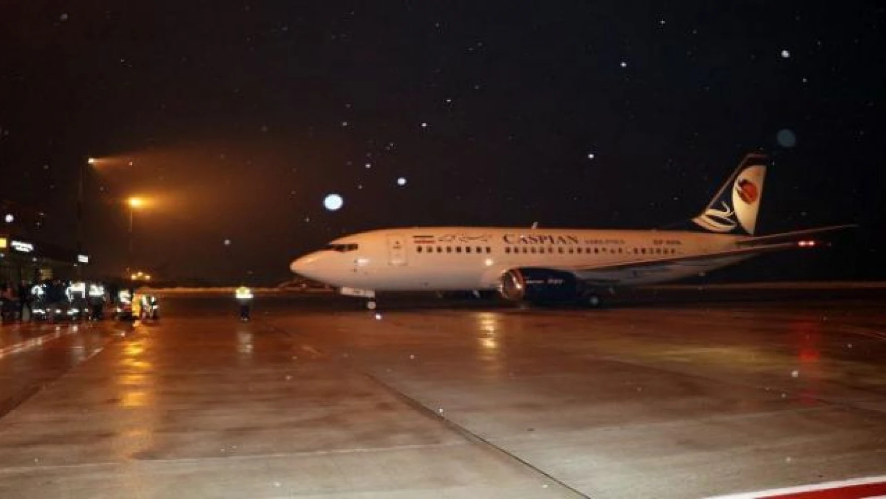 Tahran uçağı Van'a ilk seferini gerçekleştirdi