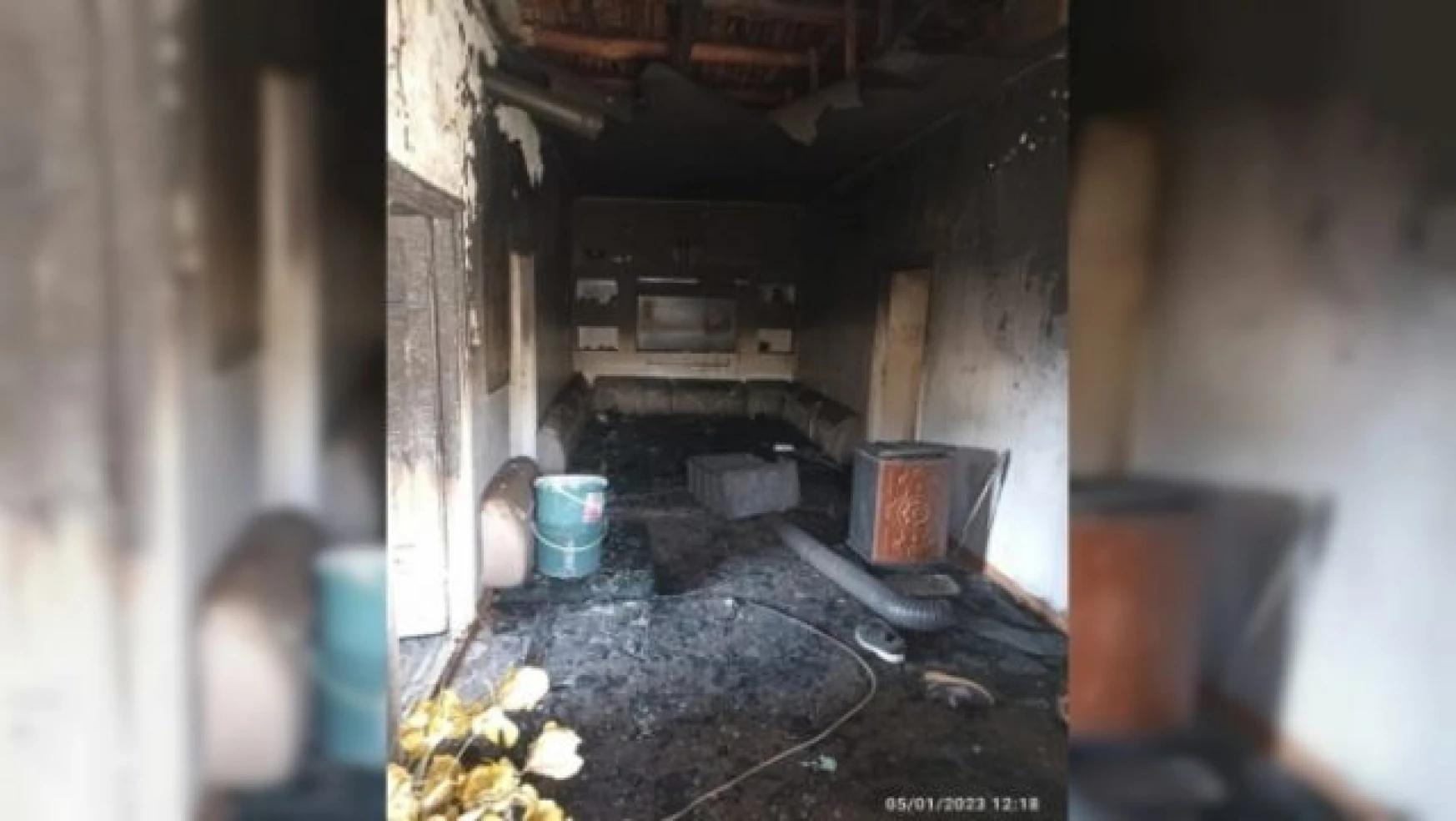 Van'daki yangında evi yanan aile yardım eli bekliyor!