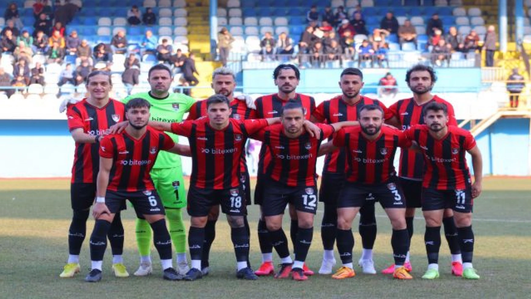 Vanspor Pazarspor'u deplasmanda 2-0 mağlup etti