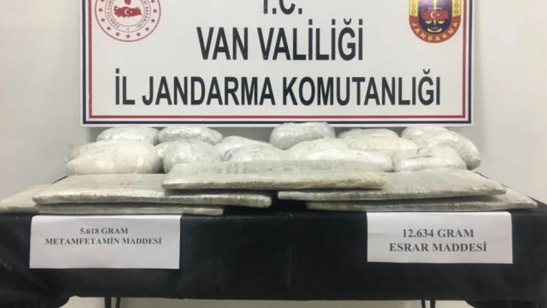 Van'da mezarlıkta bulunan çuvalda uyuşturucu madde bulundu