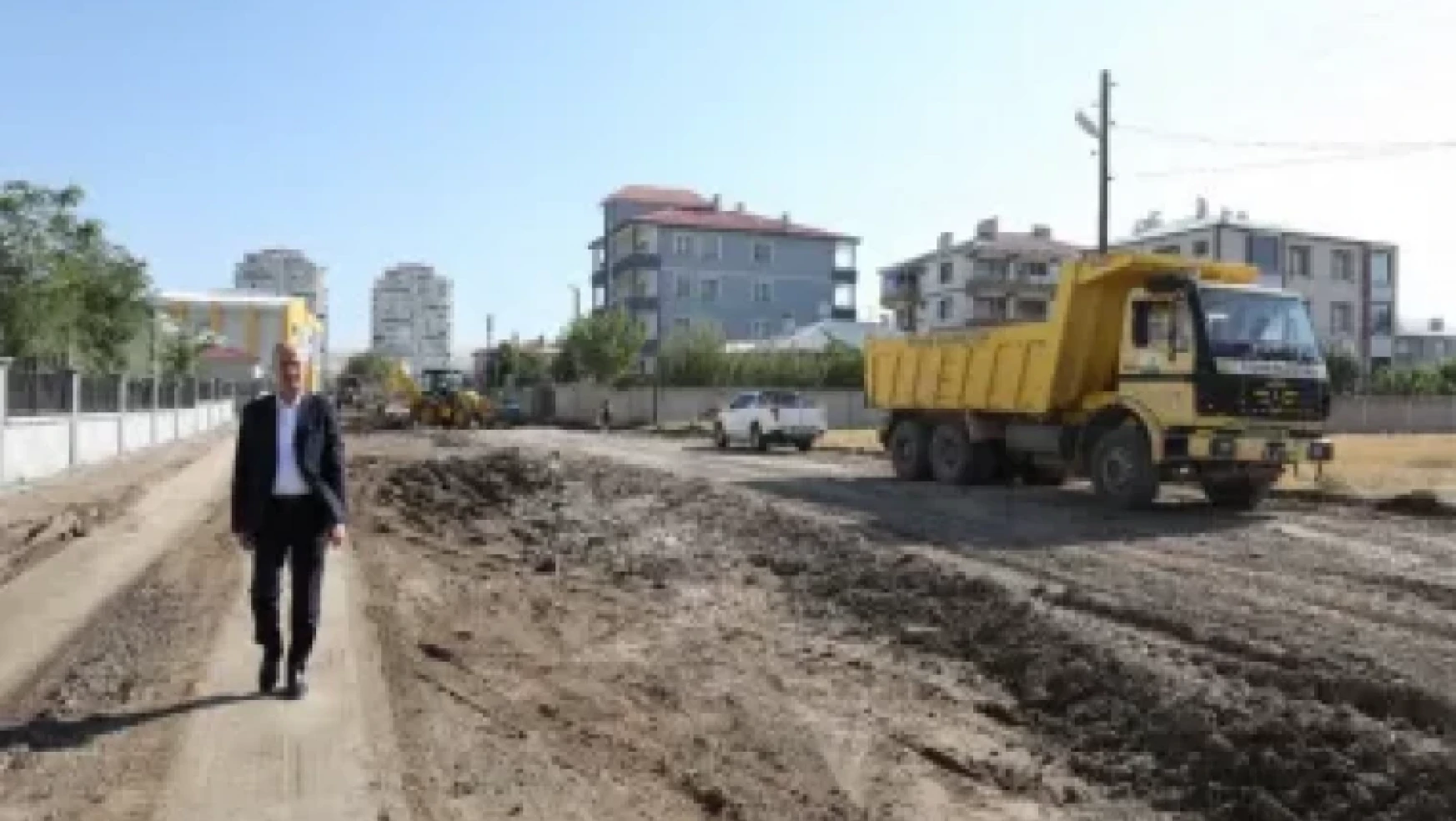 Tuşba Belediyesi'nden asfalt seferberliği