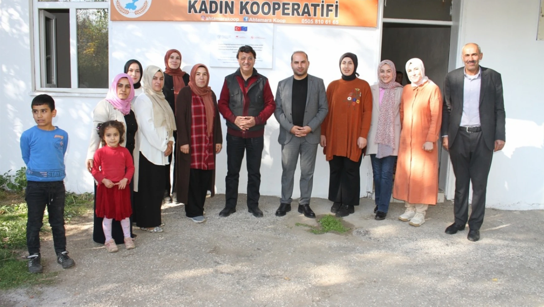 AK Parti Van Milletvekili Türkmenoğlu kadın kooperatiflerini ziyaret etti