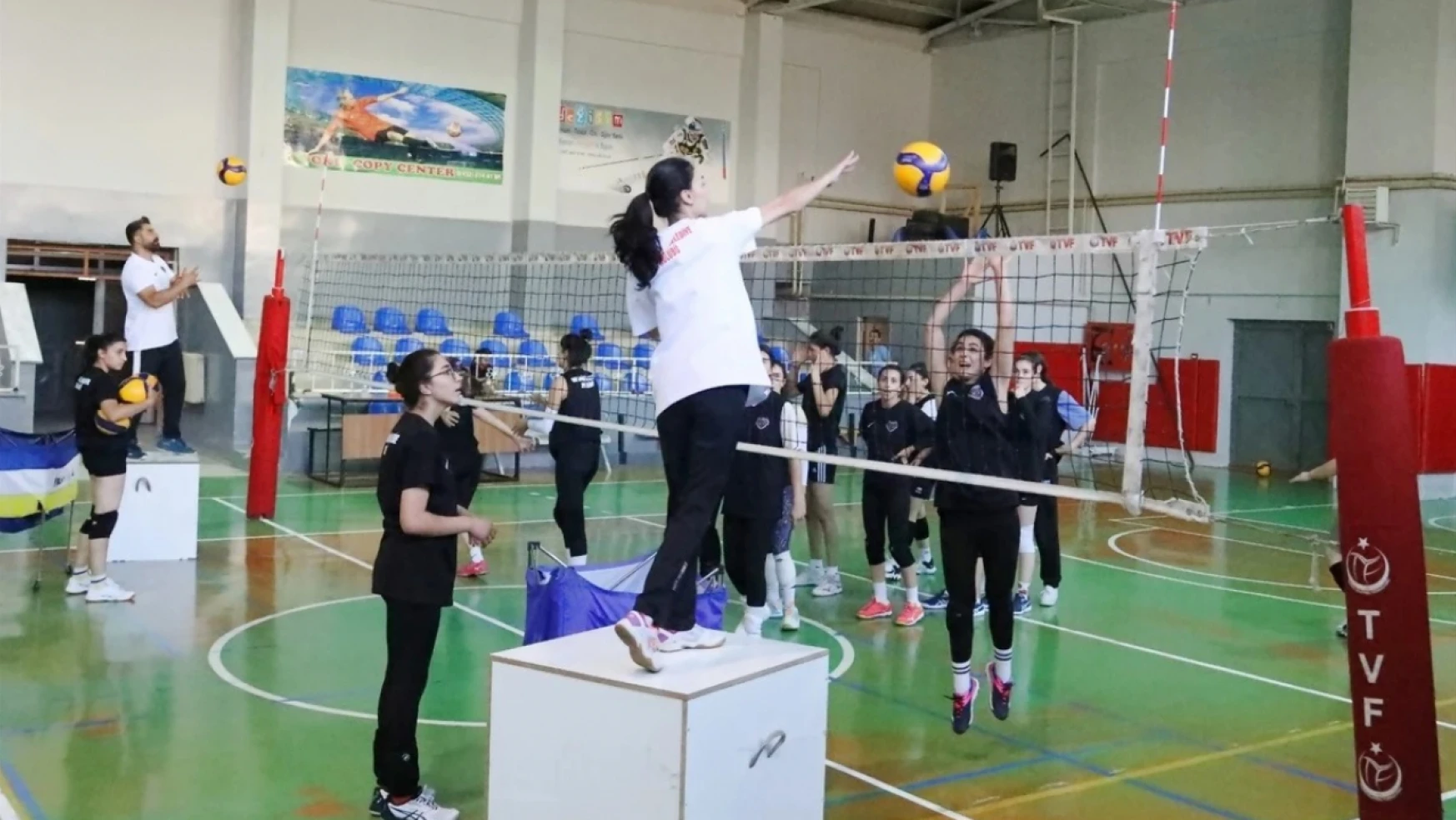 Van Büyükşehir Belediyespor Kadın Voleybol Takımı Yeni Sezon Hazırlıklarına Başladı