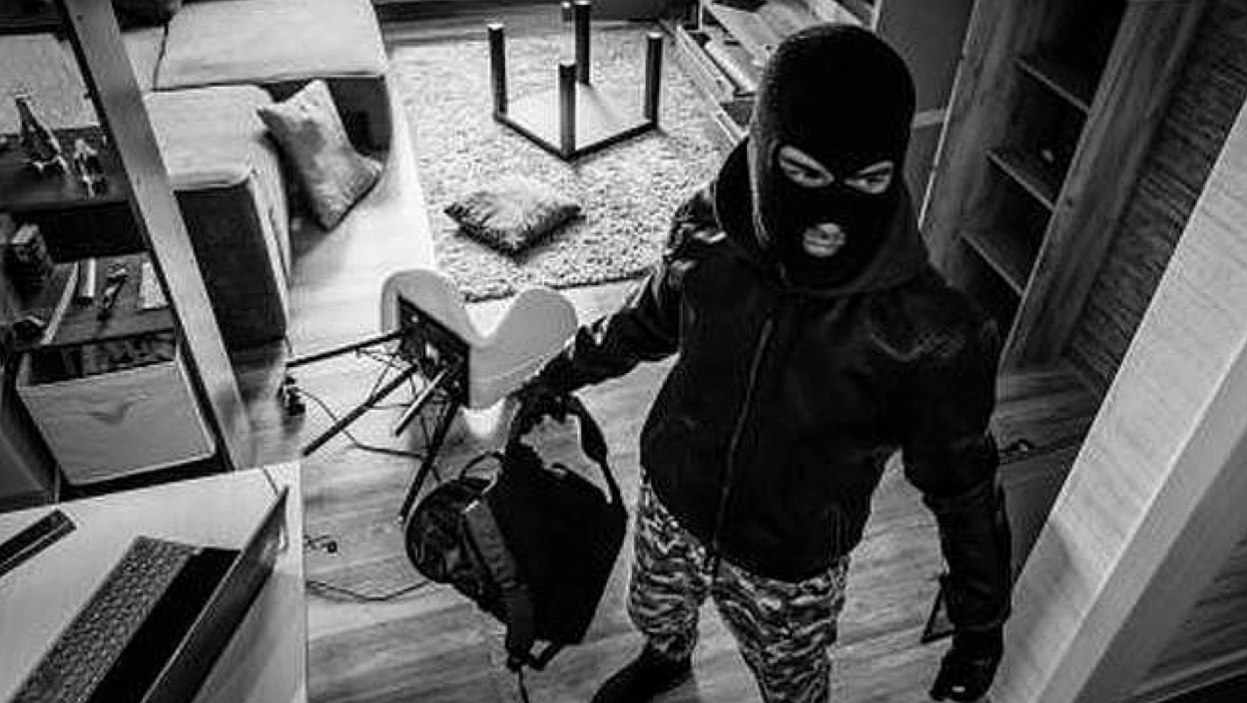 Van'da evlere girip altın çalan hırsızlar yakalandı!