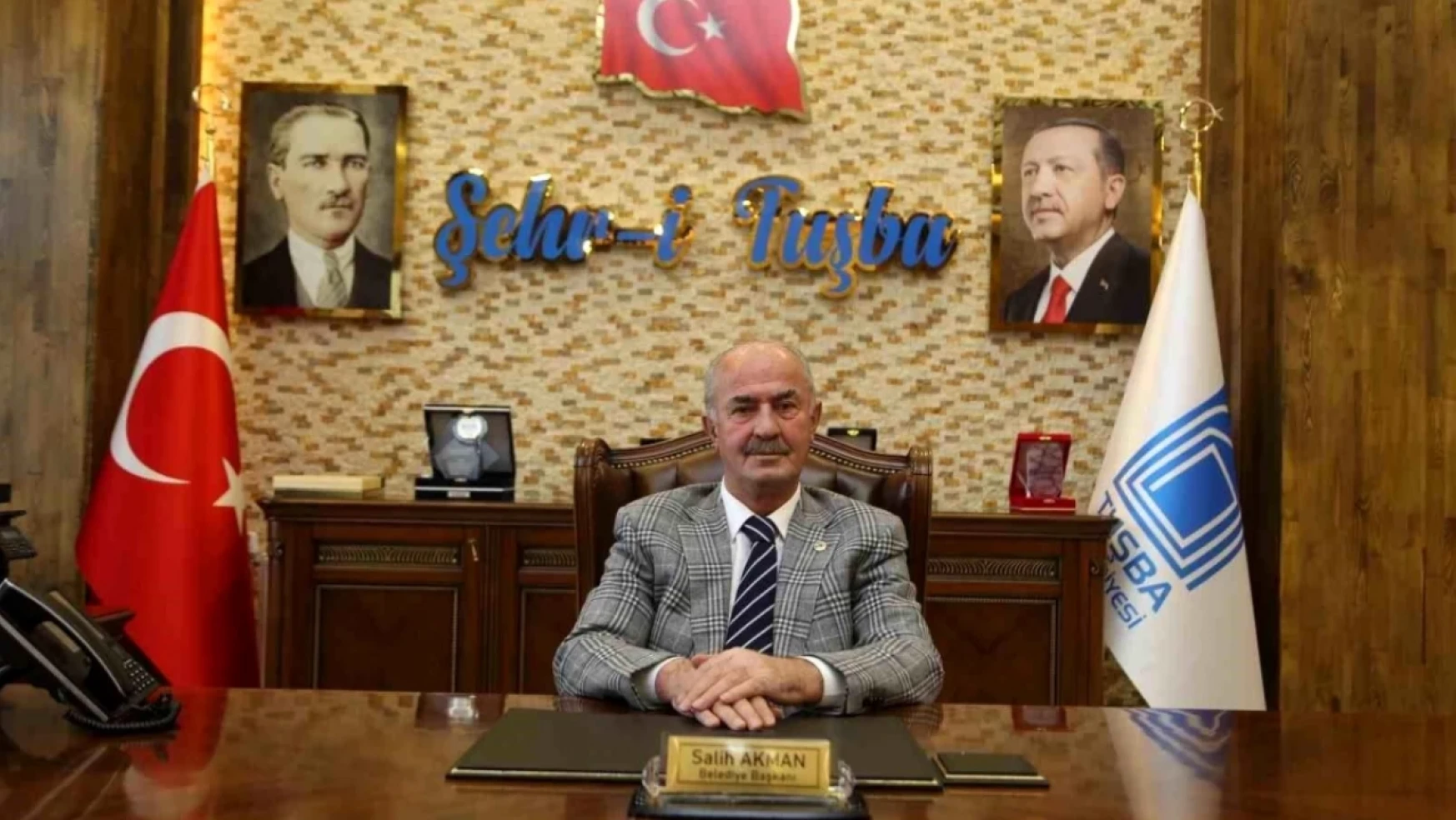 Tuşba Belediye Başkanı Salih Akman'dan Regaip Kandili Mesajı