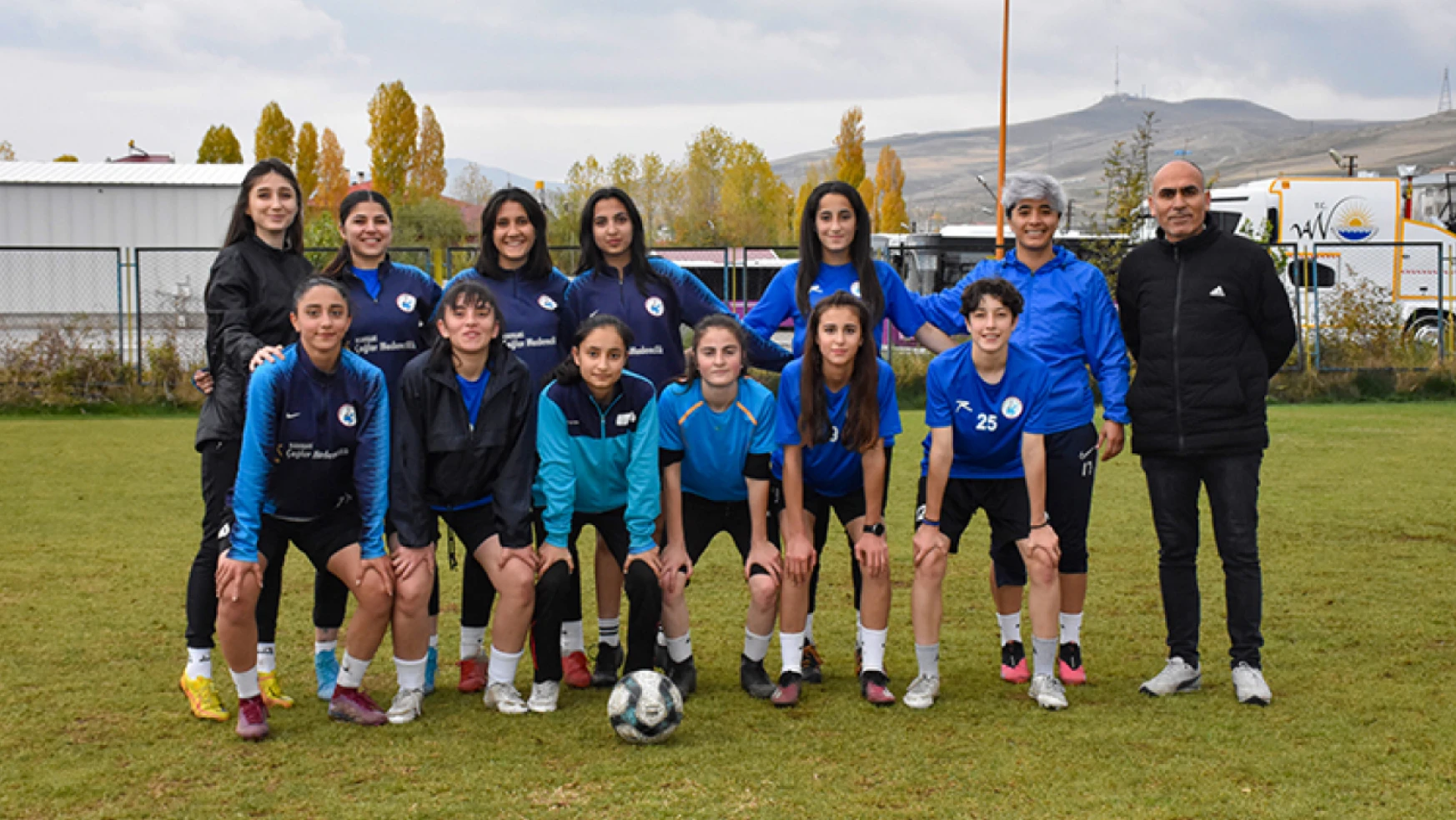 Vangücü kadın futbol takımı 1. Lig'e göz dikti