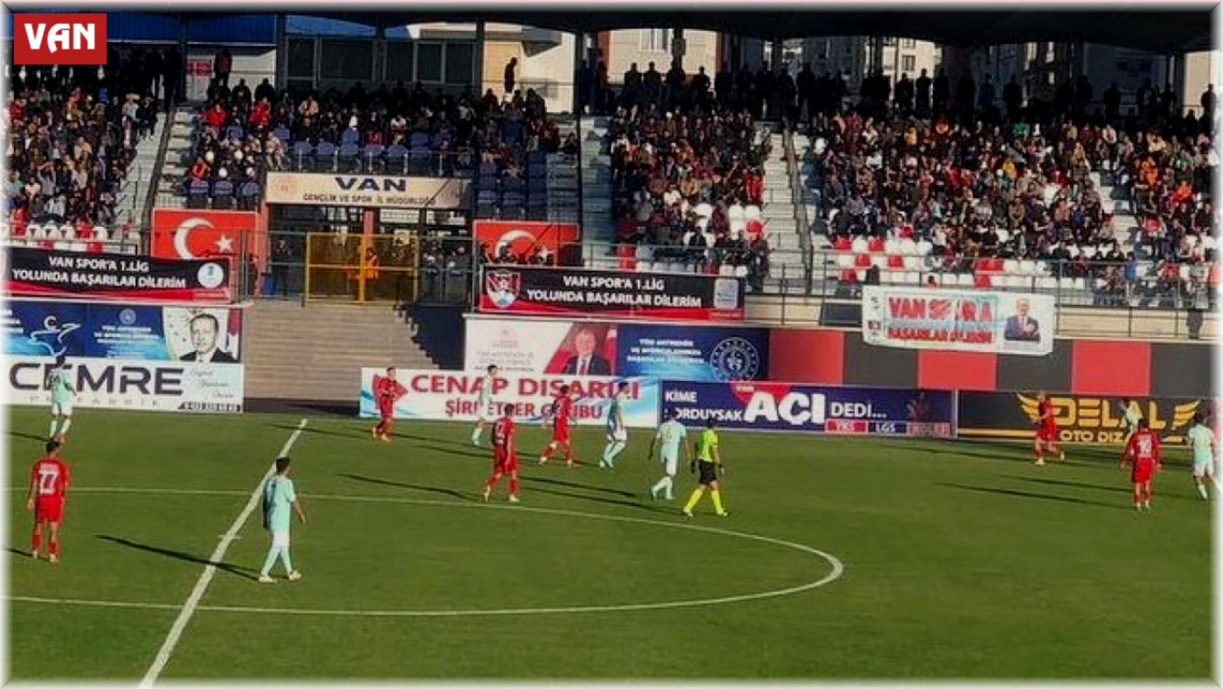 Vanspor FK, Esenler Erokspor'u 1-0 yenerek liderliğe yükseldi