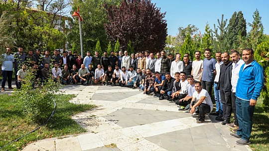 Başkan Tanış, 'Tüm Gürpınar'ı kapsayan ve güzelleştiren projelere imza atıyoruz'