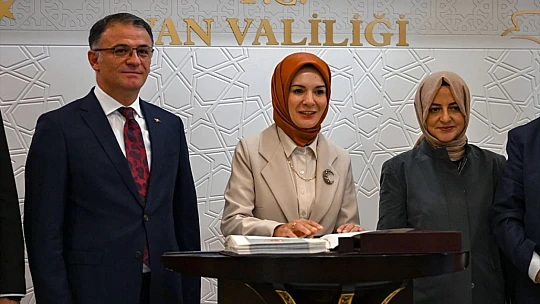 Aile ve Sosyal Hizmetler Bakanı Göktaş, Van'da konuştu