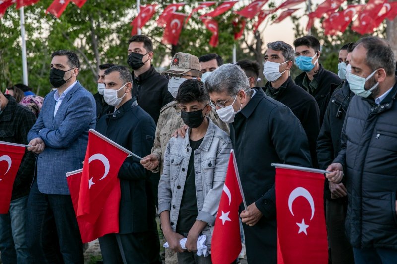 Zeve Şehitliğinde ‘Şafak vakti’