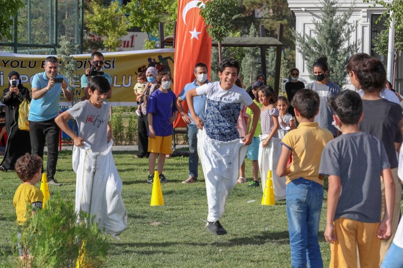 ipekyolu spor şenlikleri başladı