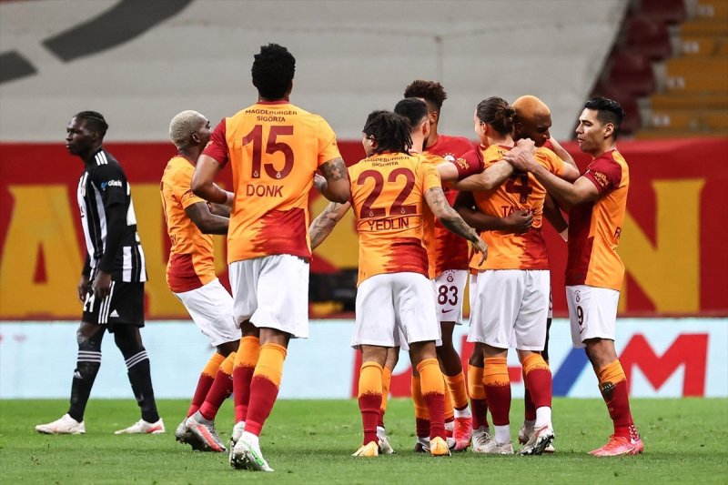 galatasaray stada taraftar almak istiyor